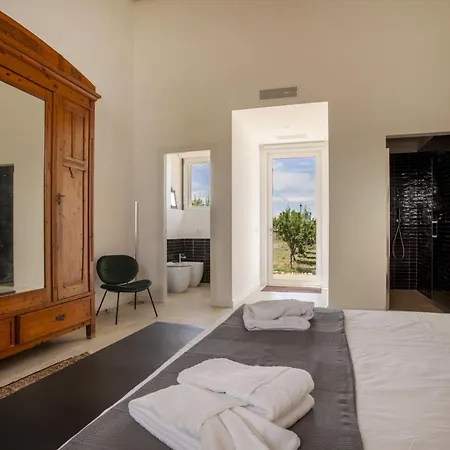 Mandorlo - Isulatravel Villa Noto